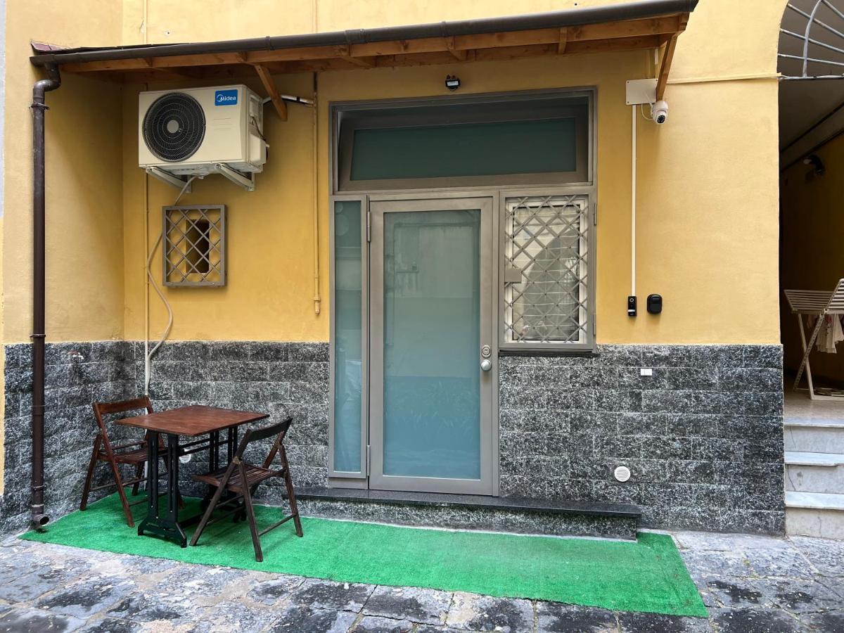 Appartamento Casa Fiore Napoli Esterno foto